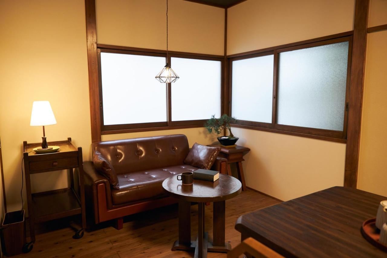 Kagurazaka Retro Bar & Hotel โตเกียว ภายนอก รูปภาพ