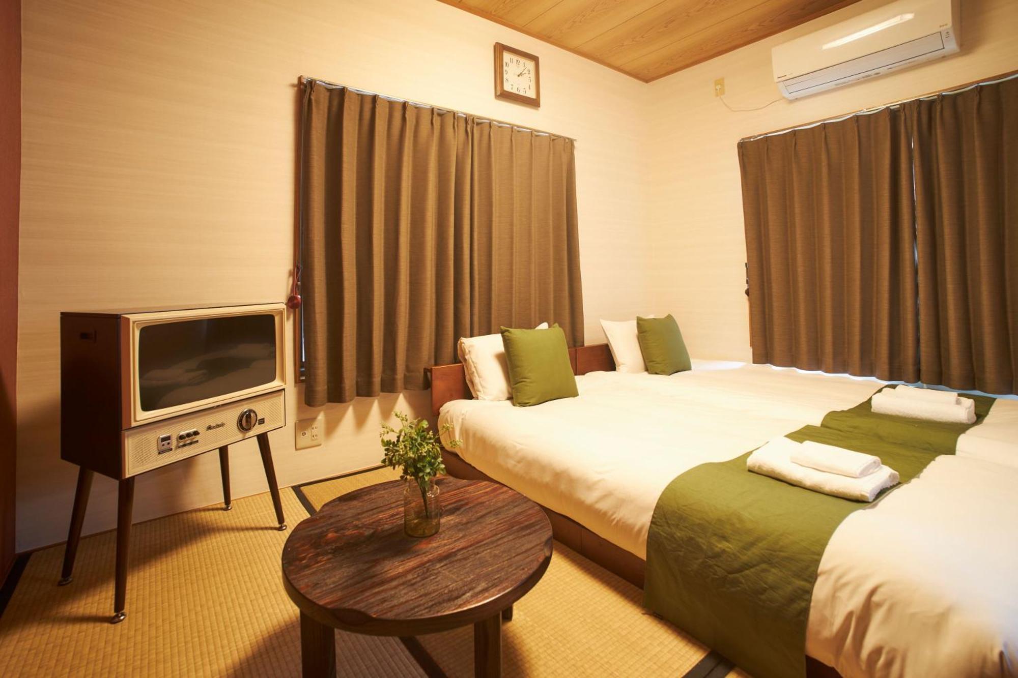 Kagurazaka Retro Bar & Hotel โตเกียว ภายนอก รูปภาพ
